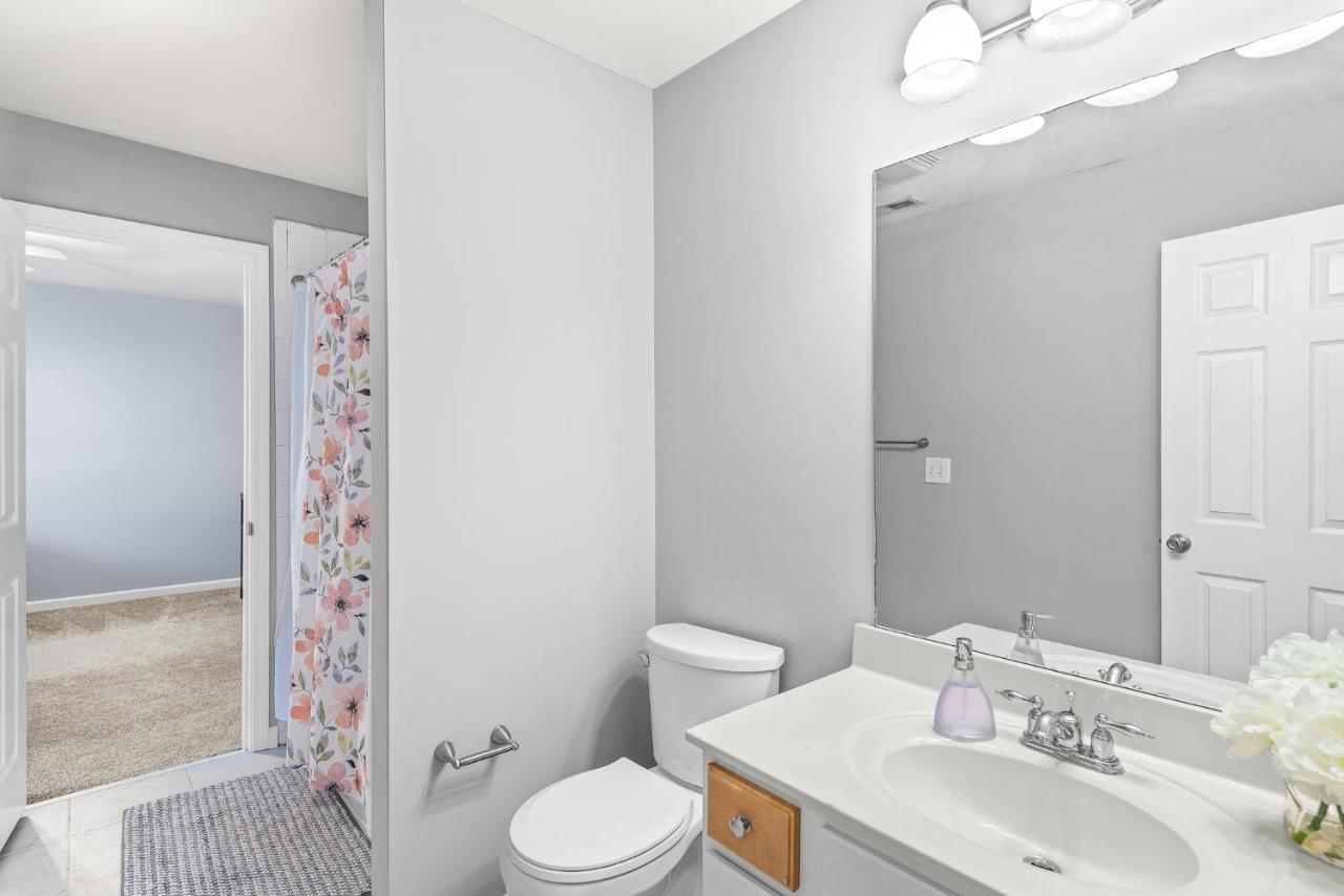 Calming Grey Townhouse With Jacuzzi Bathtub Βίλα Ατλάντα Εξωτερικό φωτογραφία